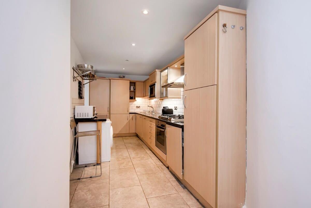 Notting Hill Large 3 Bed * London