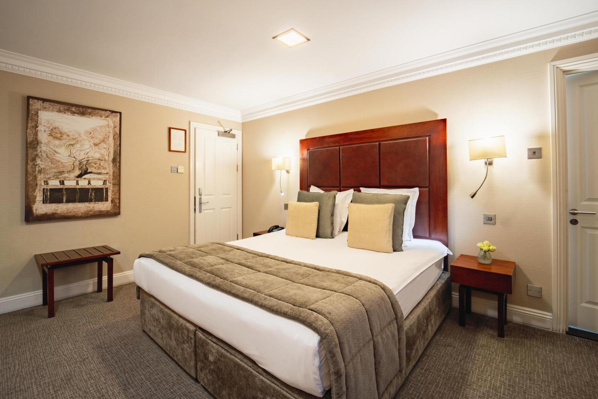 Grange Beauchamp Hotell 4*