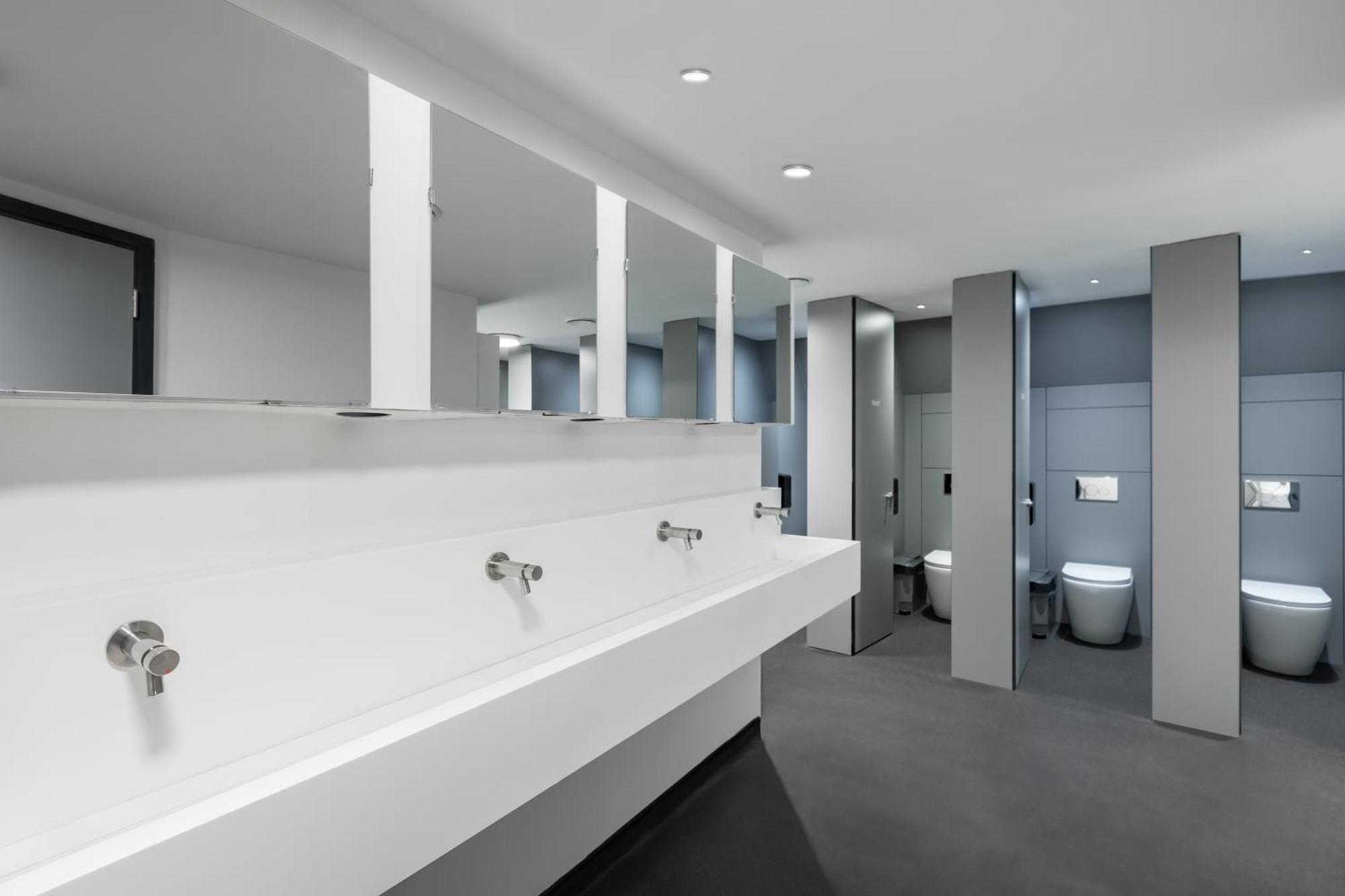Capsule hotel Piccadilly London