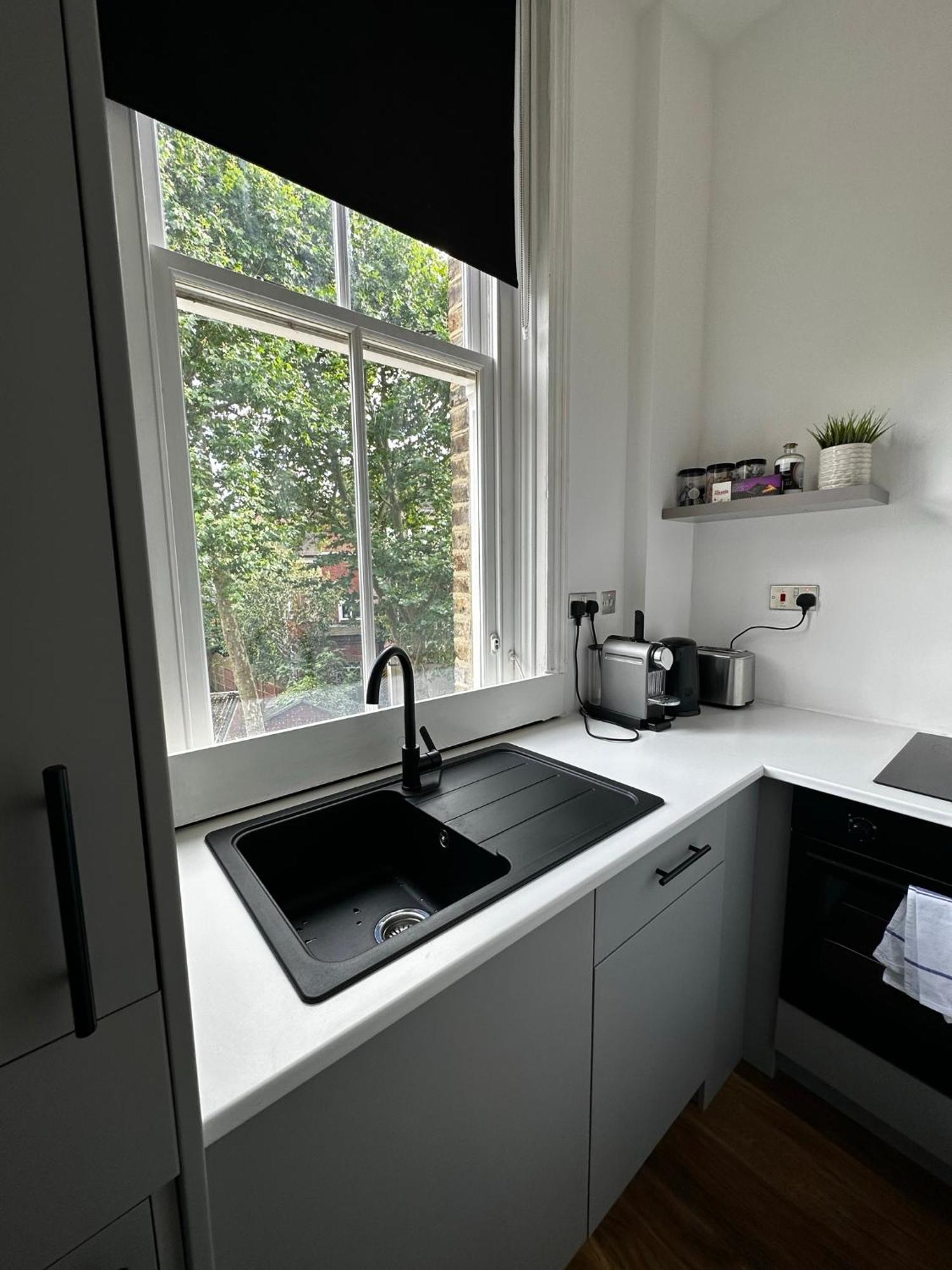 Chic Near Regent's Park N8 Appartamento *