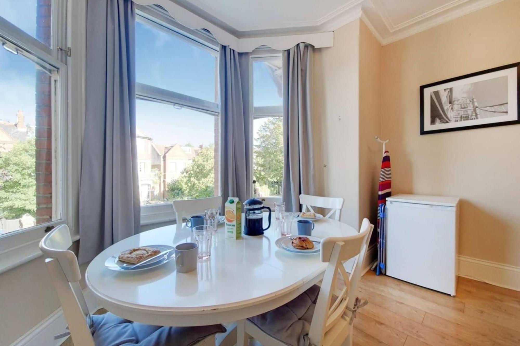 Appartamento Spacious Ealing Broadway Londra