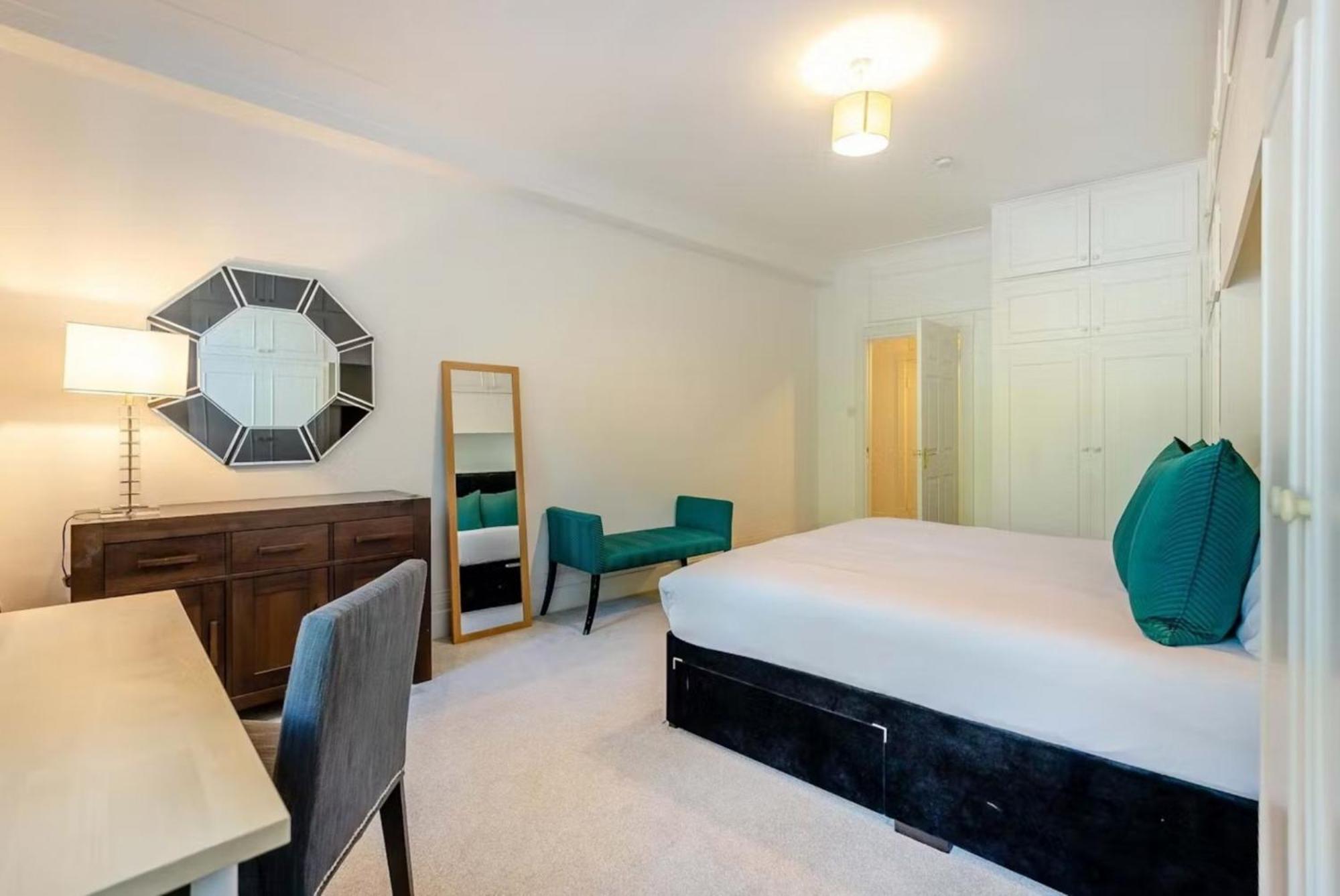 Appartement Bright 4 Bed Living *