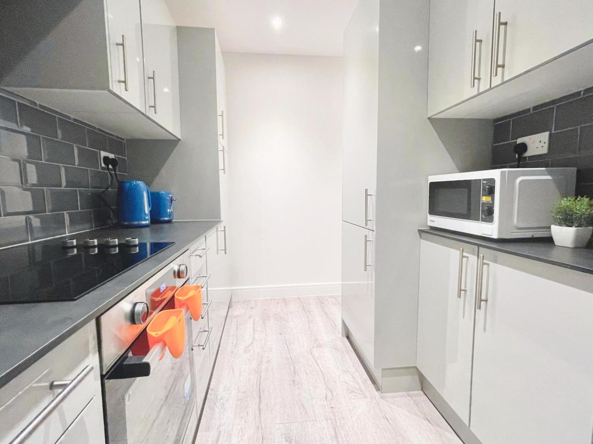 Sleek Flat Near Highbury & Islington Station * Londen
