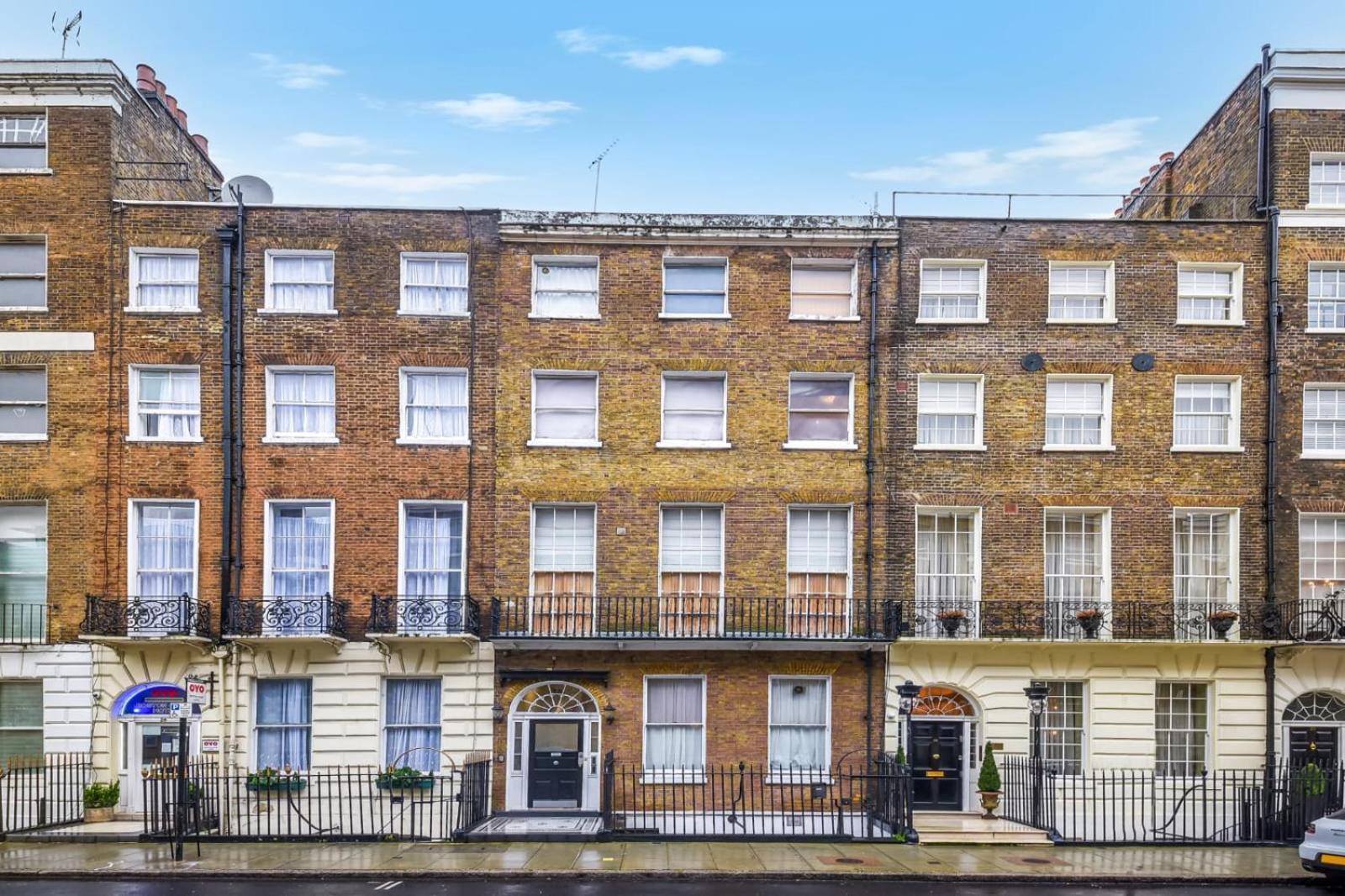 Easy 8mins Walk To Hyde Park, 13mins Walk To Oxford Street