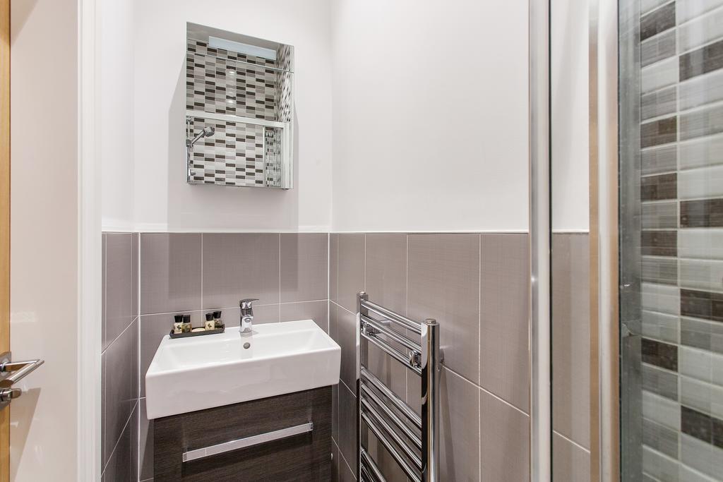 Soho Piccadilly Circus Apartment