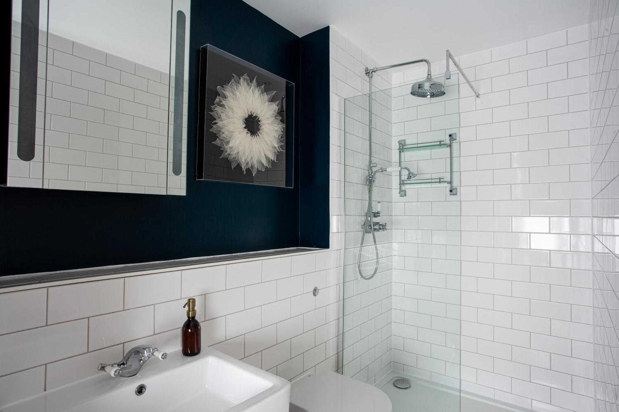 Apartment Eden - Islington - 2 Bed With Terrace London