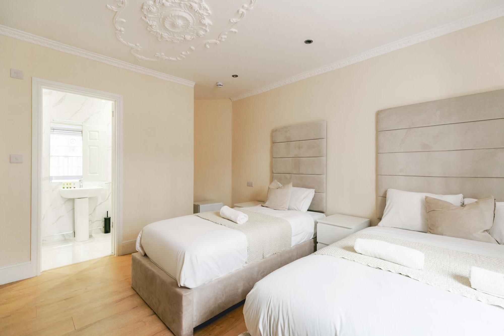 Hotell Mina House 3*