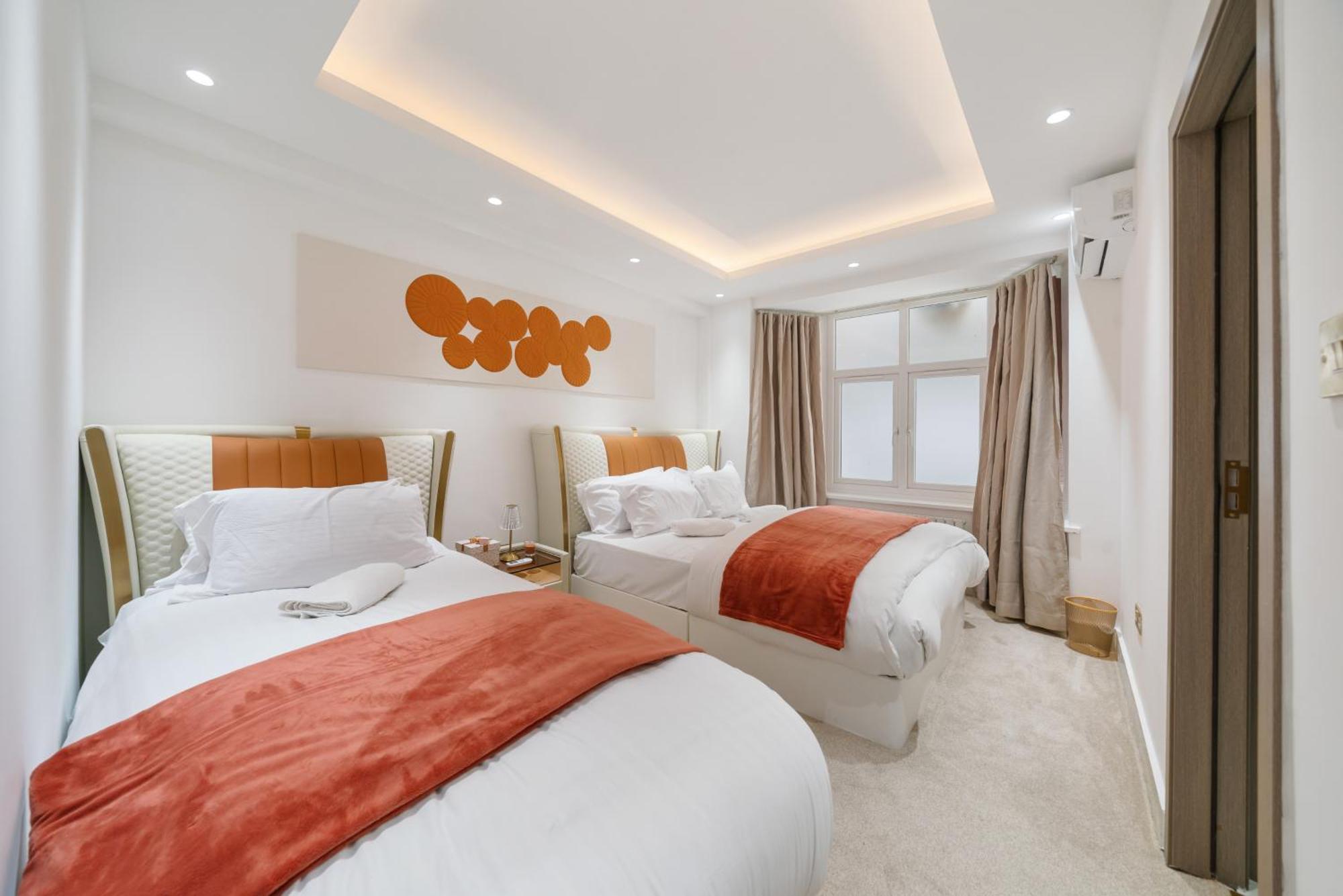 Chic & Modern 1-bedroom In Prime Mayfair H2 Londen