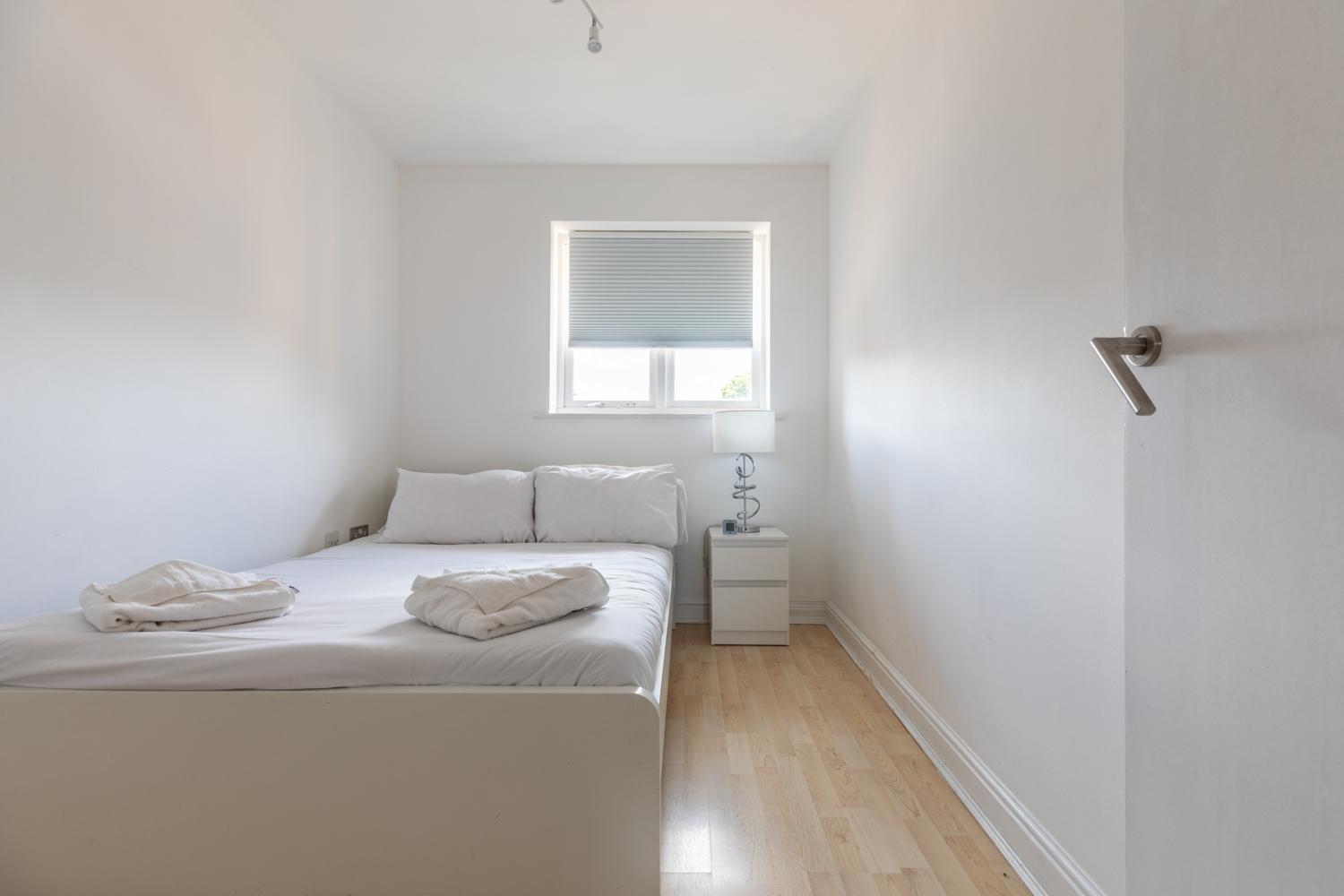 Appartement Skyline Haven - Modern 2b, Parking, Wifi & 4ktv