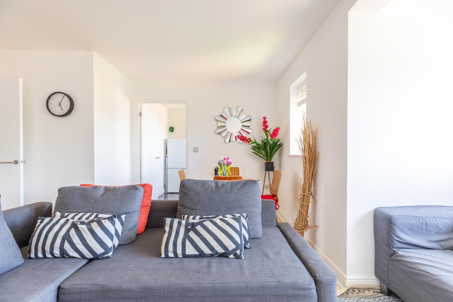 Appartement Skyline Haven - Modern 2b, Parking, Wifi & 4ktv