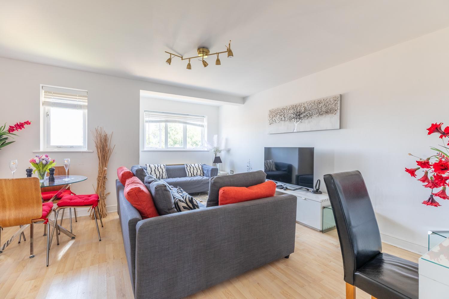 Skyline Haven - Modern 2b, Parking, Wifi & 4ktv * Londen