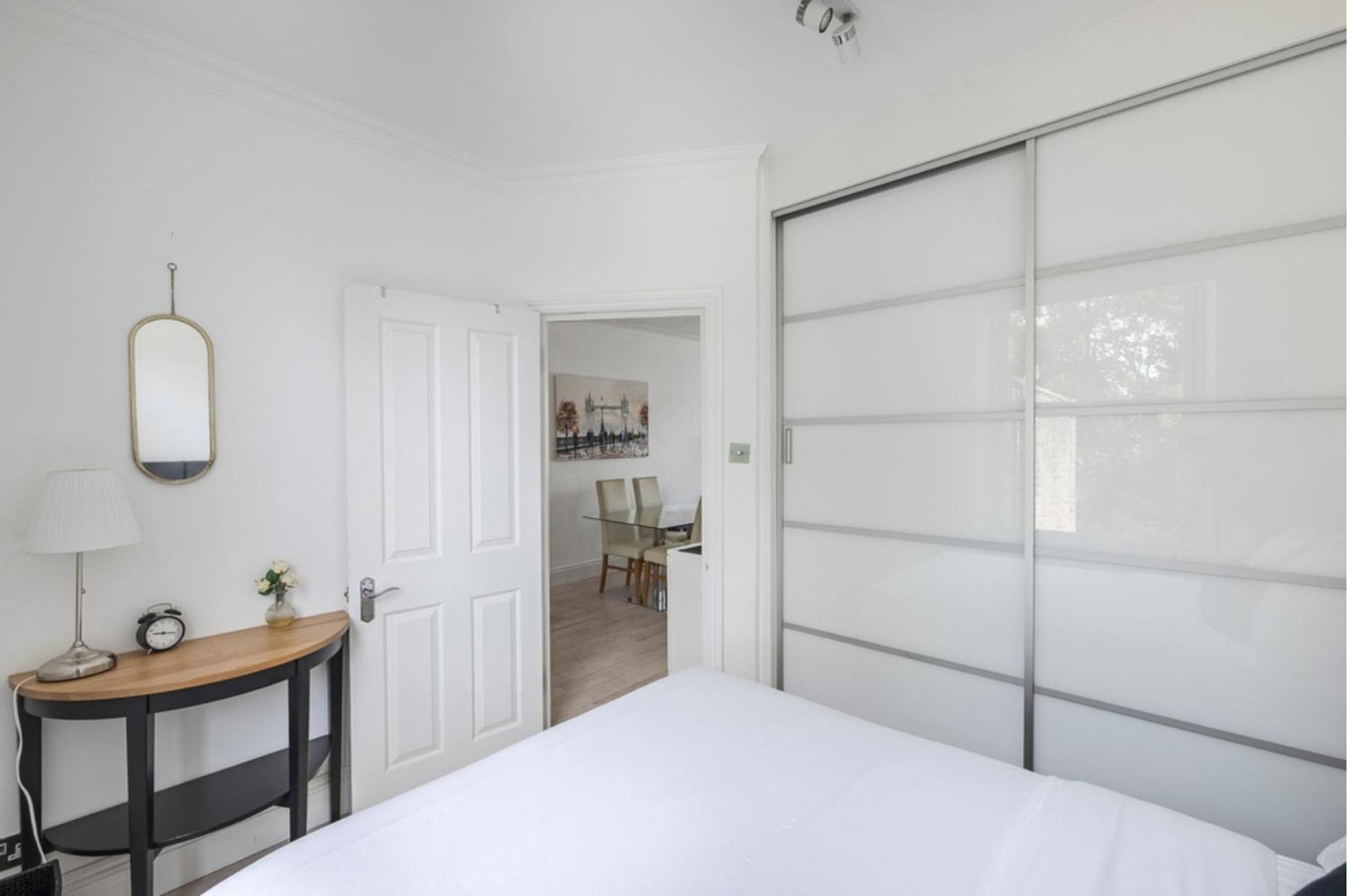 Stylish 2br Chelsea Penthouse With Private Rooftop * London