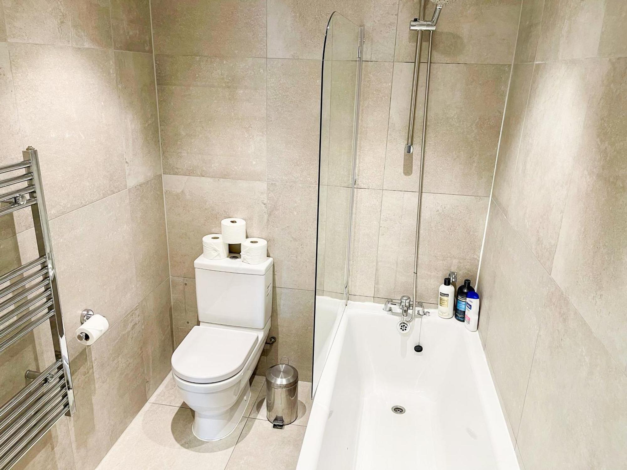Appartamento Modern & 3bedroom Flat With Pvt Balcony Steps From Regent's Park *