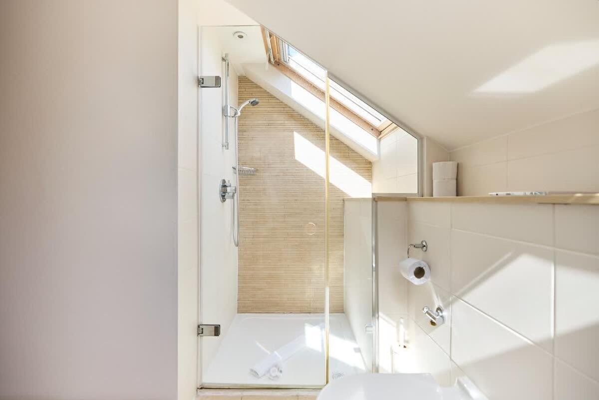 The Porchester Gardens - Modern & Bright 4bdr With Garden And Parking Apartment