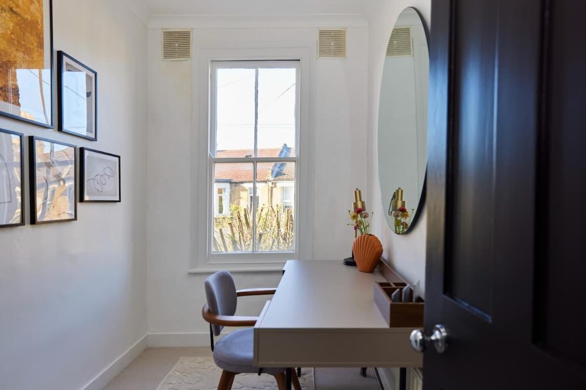 The Leyton Midland Crib - Cozy 2bdr Flat With Study + Garden