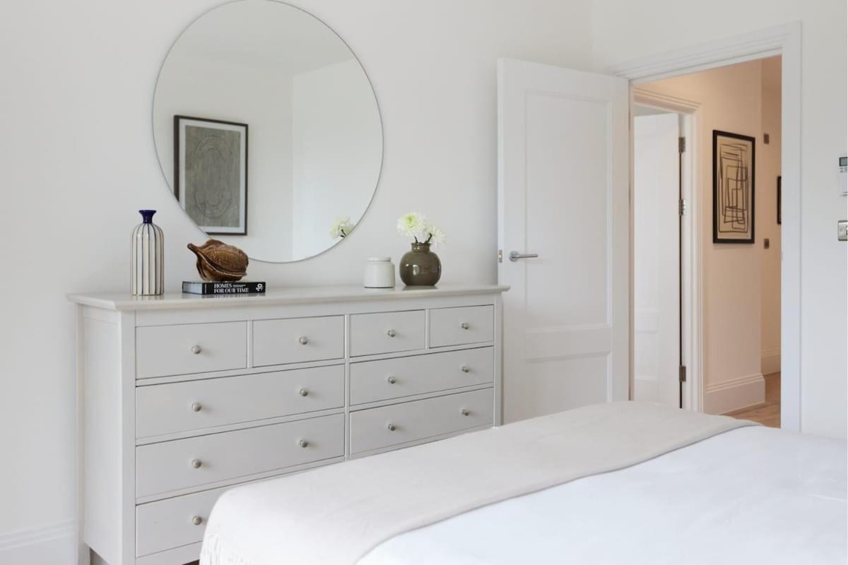 The Wembley Park Wonder - Charming 2bdr Flat With Balcony Apartment London