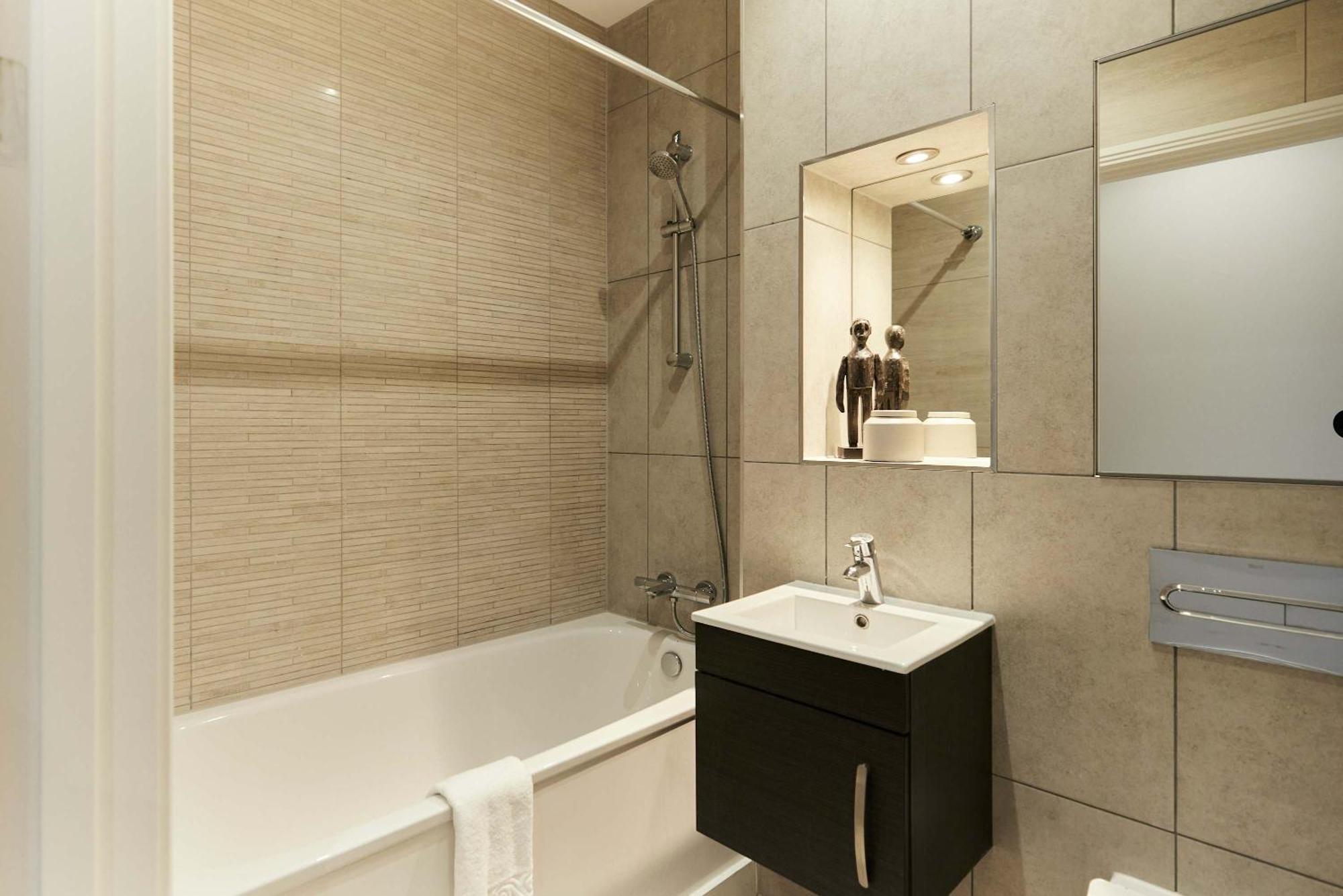 Appartamento The Harlesden Escape - Spacious 3bdr Flat With Balcony *