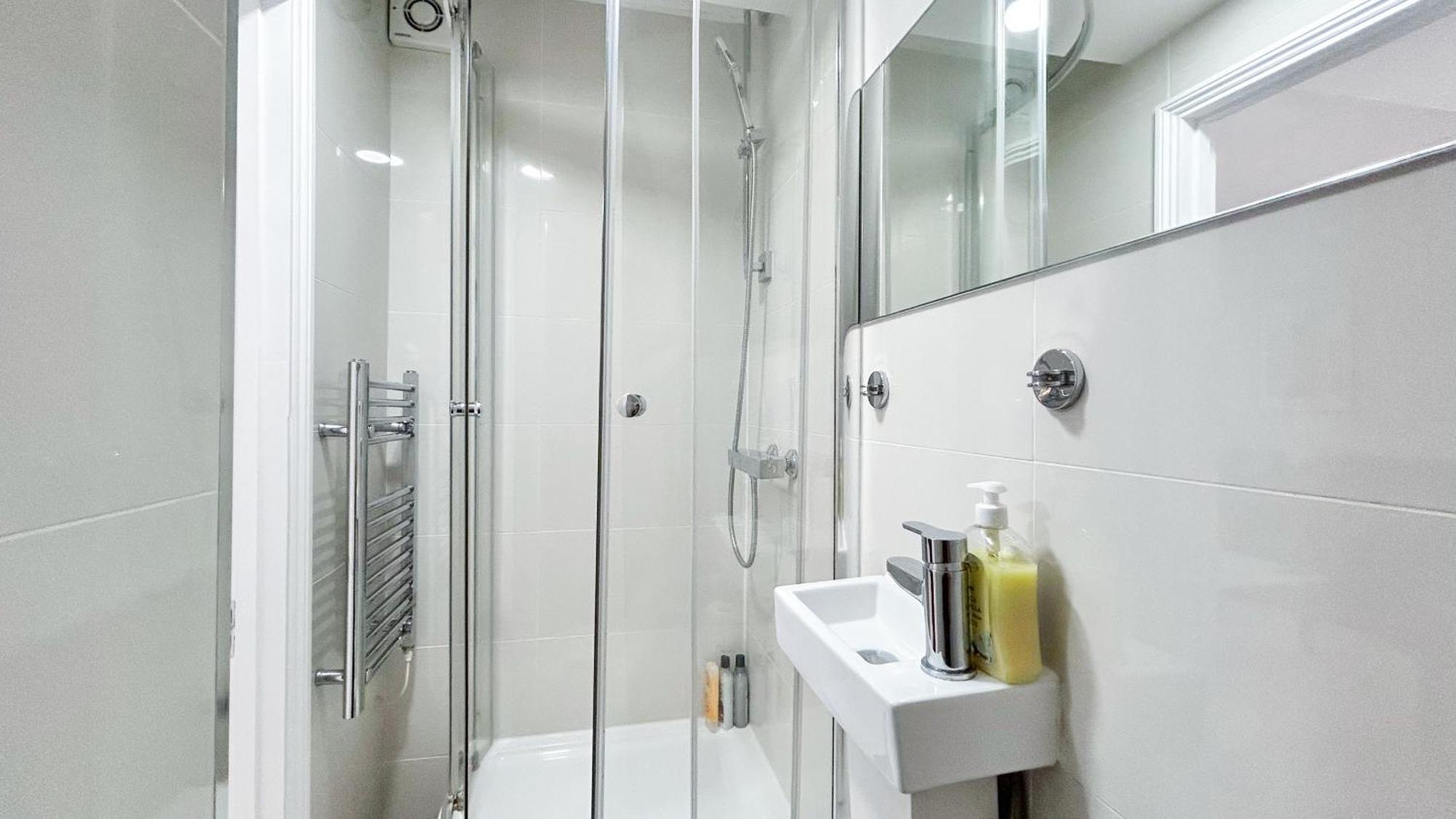 Apartment Cosy 3 Bedroom 3 Bathroom Flat With Private Garden- Maida Vale, Near Paddington *