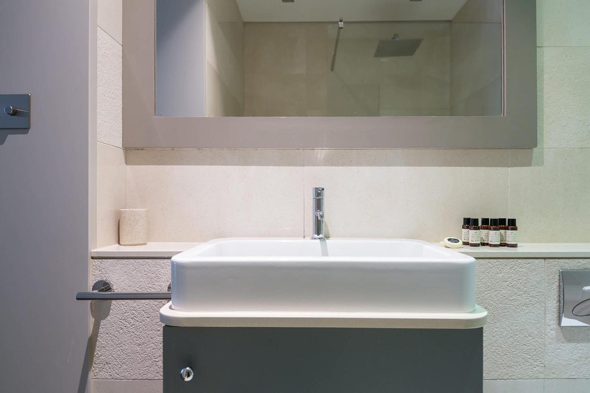 Apartment Modern Times - Covent Garden By Frankie Says *