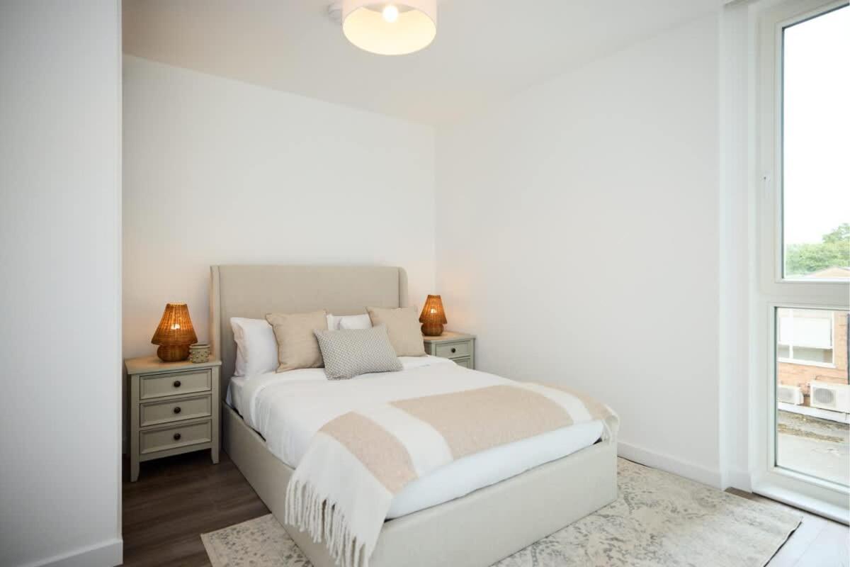The Tottenham Escape - Lovely 2bdr Flat With Balcony London