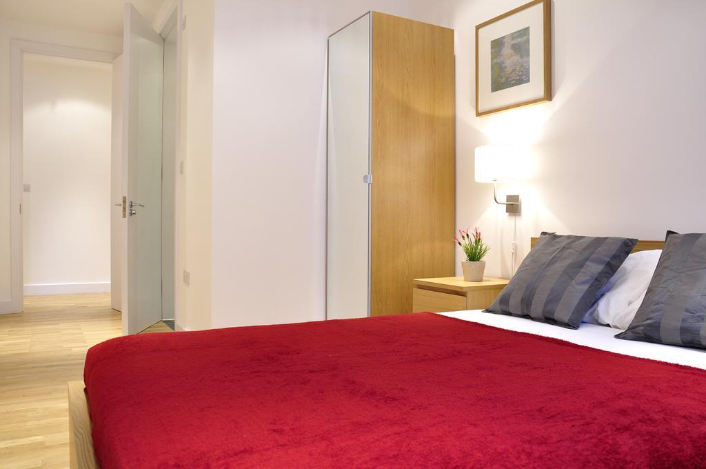 Tower Hill Apartment London