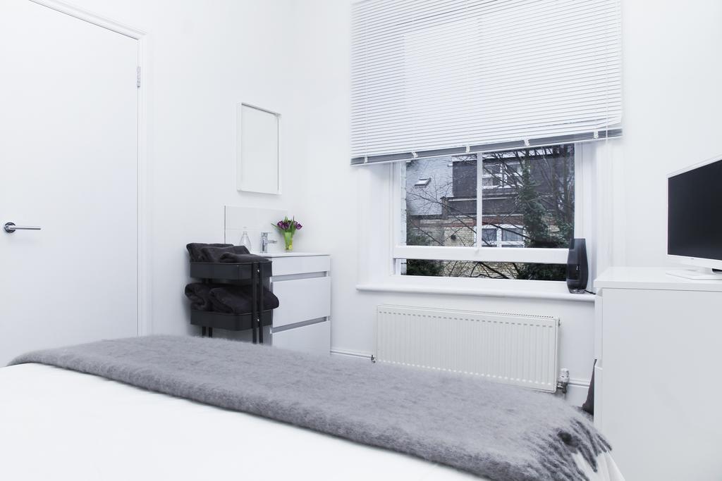 Belsize Park Boutique * London
