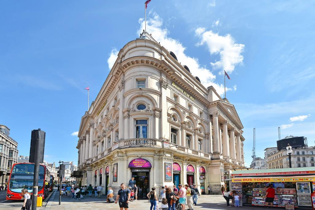 The Mayfair Collections Aparthotel London