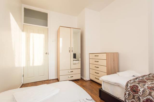 2 Bantry House Apartment *