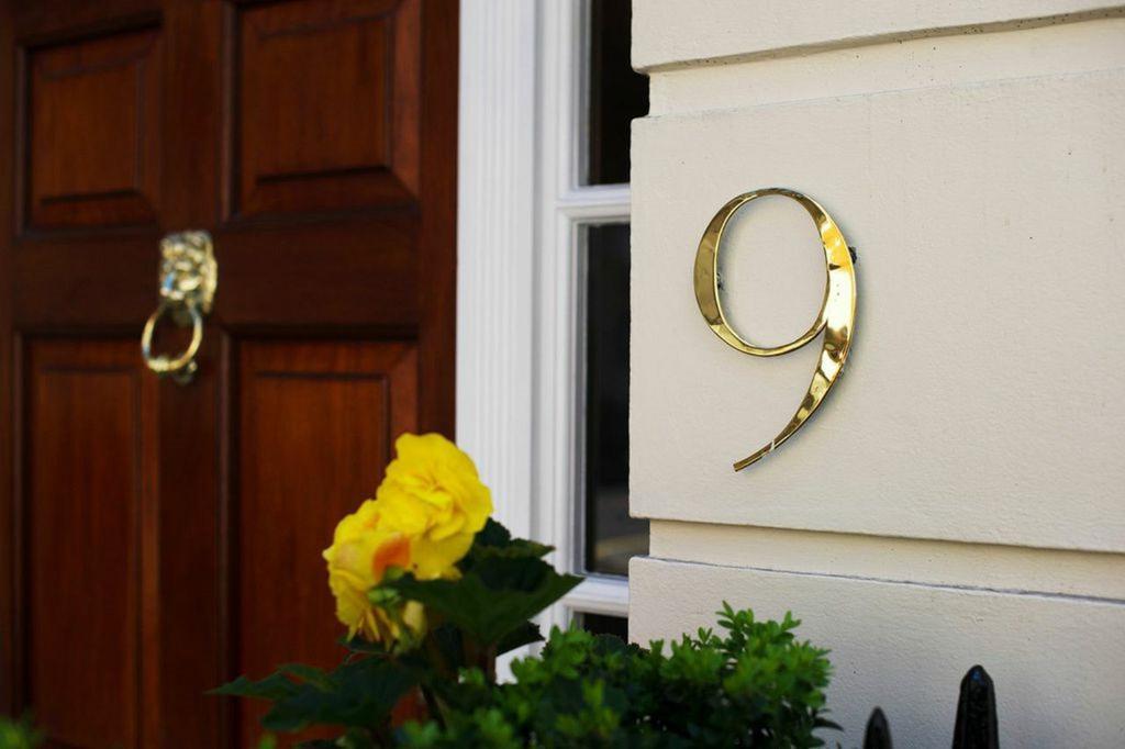 9 Hertford Street *