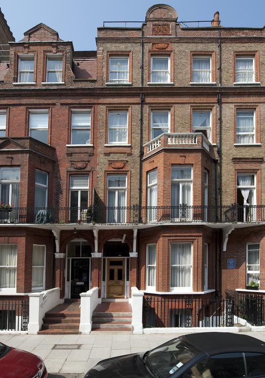 Astons Hotell London