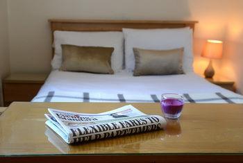 Manor House London