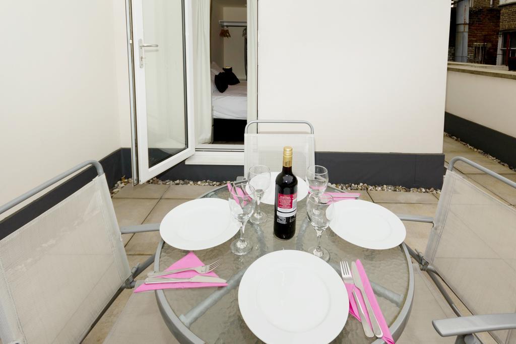 Aparthotel Finsbury Serviced 4*