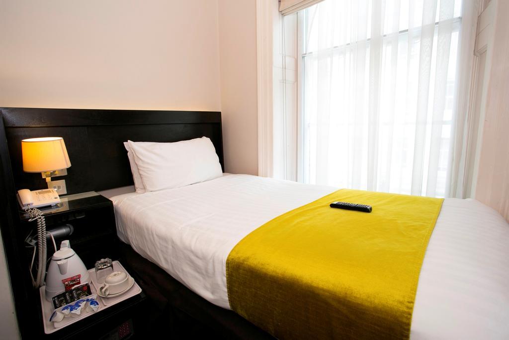 Bloomsbury Palace Hotel 4*