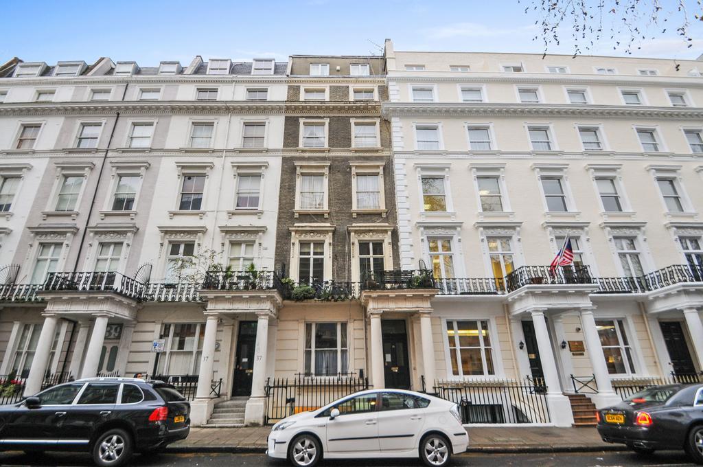 Luxury 2 Bed/bath Next To Hyde Park * London