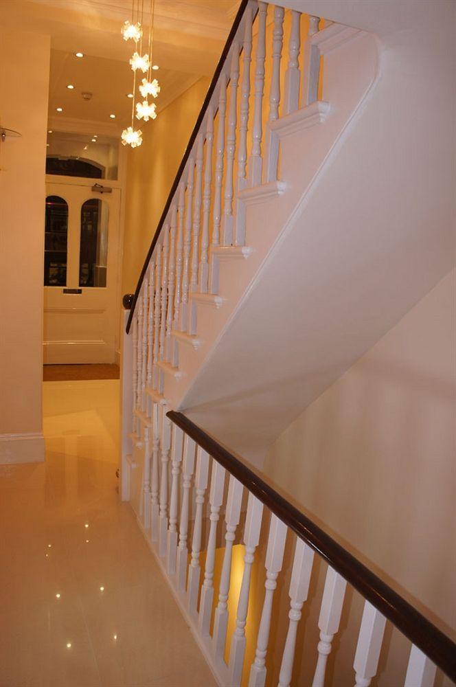 Sapphire 3* Londra