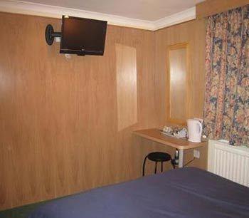 Hotel West Cromwell 2*