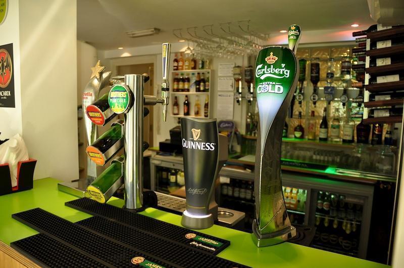 The W14 Kensington 4* London