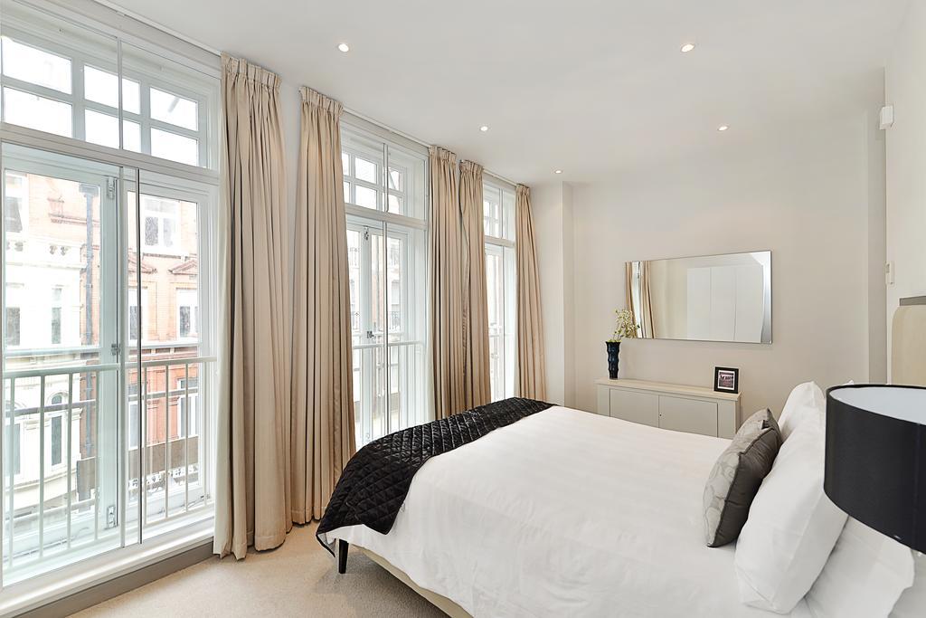Aparthotel The Mayfair Collections 4*