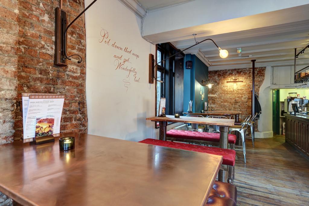 Publove @ The Exmouth Arms, Euston London