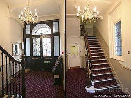 Chelsea House -