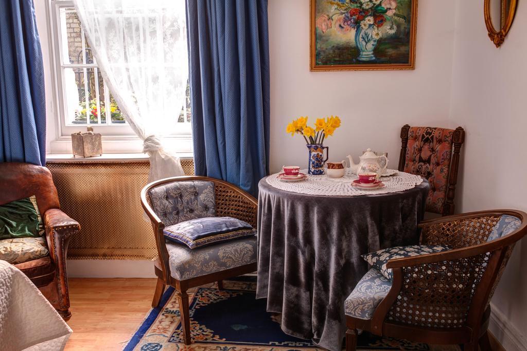 Dawson Place, Juliette's London