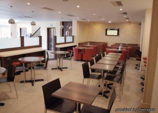 Holiday Express - Vauxhall Nine Elms, An Ihg Hotel London