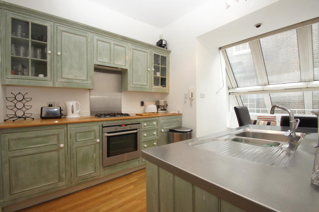Magical & Charming 8 Covent Garden Townhouse Londra