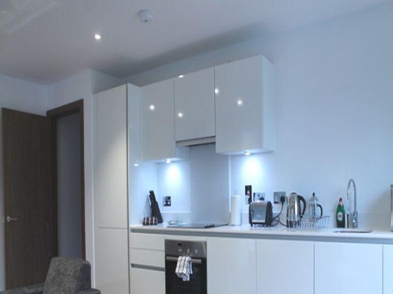 Shoreditch Square Serviced * London