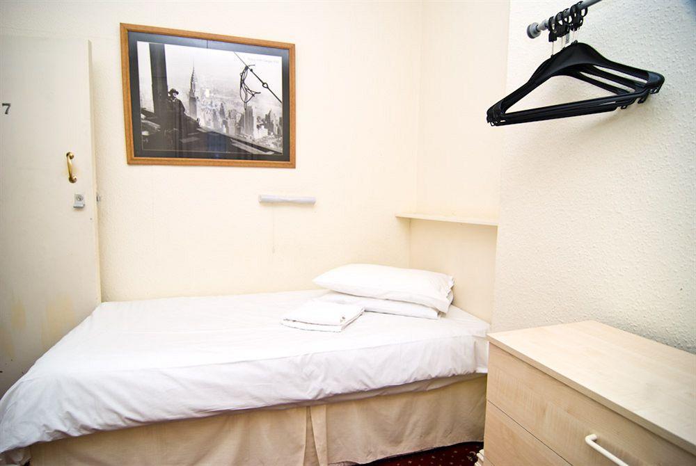 Bed & Breakfast Five Kings London