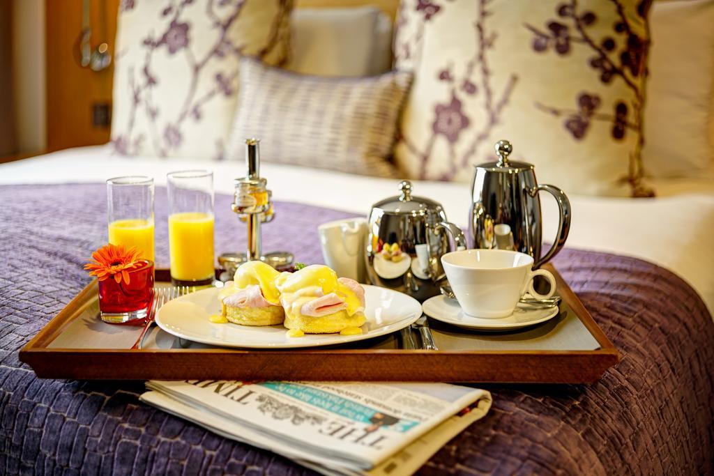 Apex Temple Court Hotell 4*