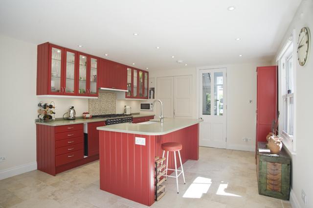 Veeve - House Bassein Park Road - Shepherd's Bush Apartment London