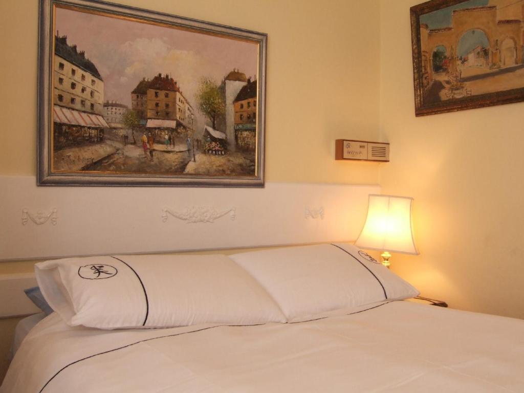 Hotell Brook 3*