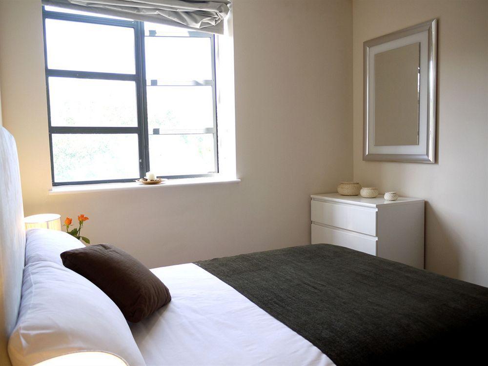 Apartment Olive London