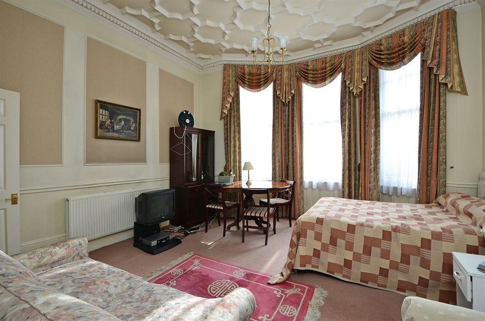 Lägenhetshotell Kensingtoncourt 3*